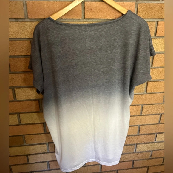 Nike Dri-Fit Athletic Casual Grey and White Ombre Lightweight Shirt One Size - Picture 5 of 5